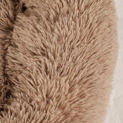 BEARREST – Kuscheliges Hundebett in Bärenpfotenform